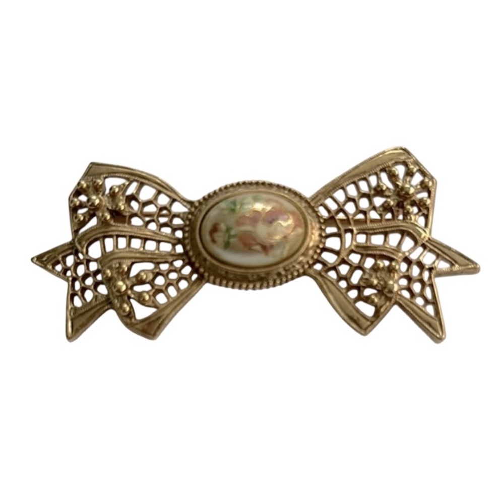 Vintage Gold Bow Victorian Style Brooch